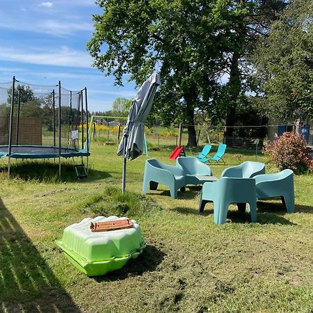 Le Cocoon D'Annabelle - Jolie Maison Avec Jeux Et Grand Jardin Pierrefitte-sur-Sauldre Екстериор снимка