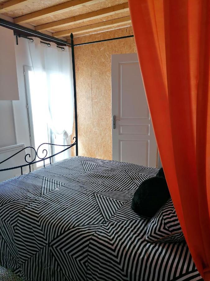 Le Cocoon D'Annabelle - Jolie Maison Avec Jeux Et Grand Jardin Pierrefitte-sur-Sauldre Екстериор снимка